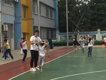 如何借助篮球榜样的力量提升团队协作能力_1