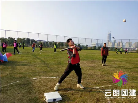 女性篮球运动员如何利用高科技优化训练_2